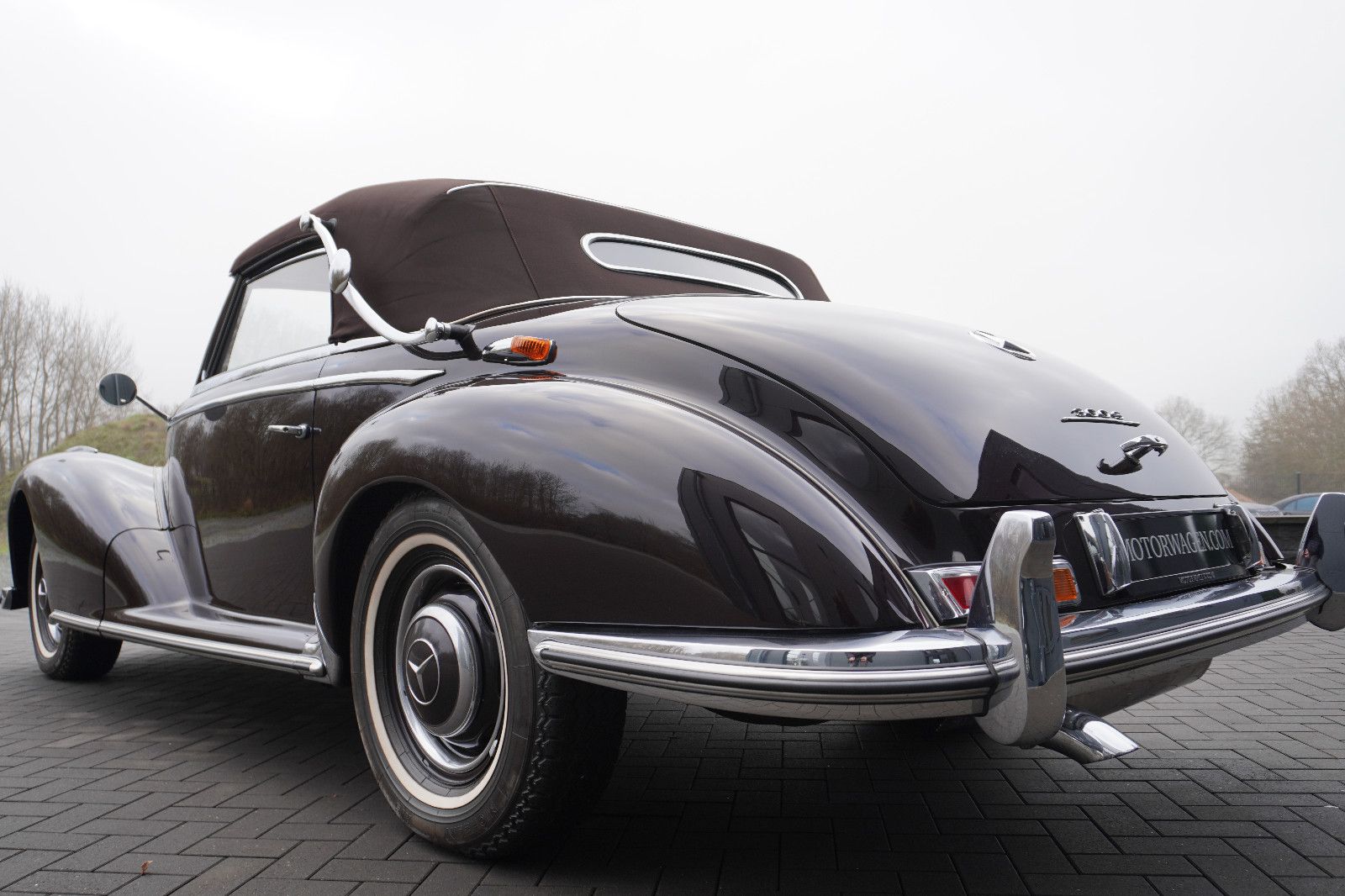 Fahrzeugabbildung Mercedes-Benz 300 S Cabriolet W 188