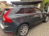 Volvo Neuer Motorblock Volvo XC 60 D4 AWD Momentum  - Volvo XC60: Volv
