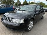 Volkswagen Passat Variant 2.8 V6 4motion Highline*1. HAND* - Volkswagen Passat Variant aus 2000