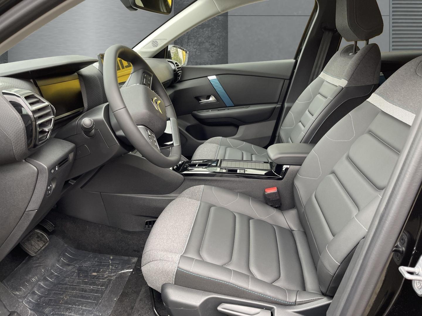 Citroën e-C4 Shine Totwinkelassistent ACC Navi Apple Car