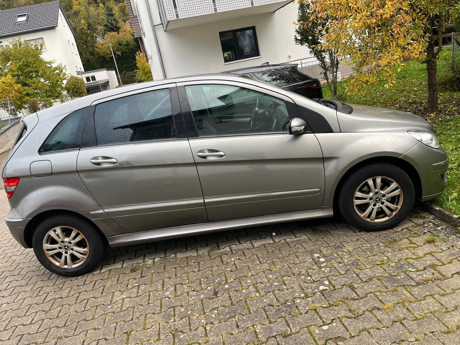 Mercedes-Benz B170 2006 — rear view