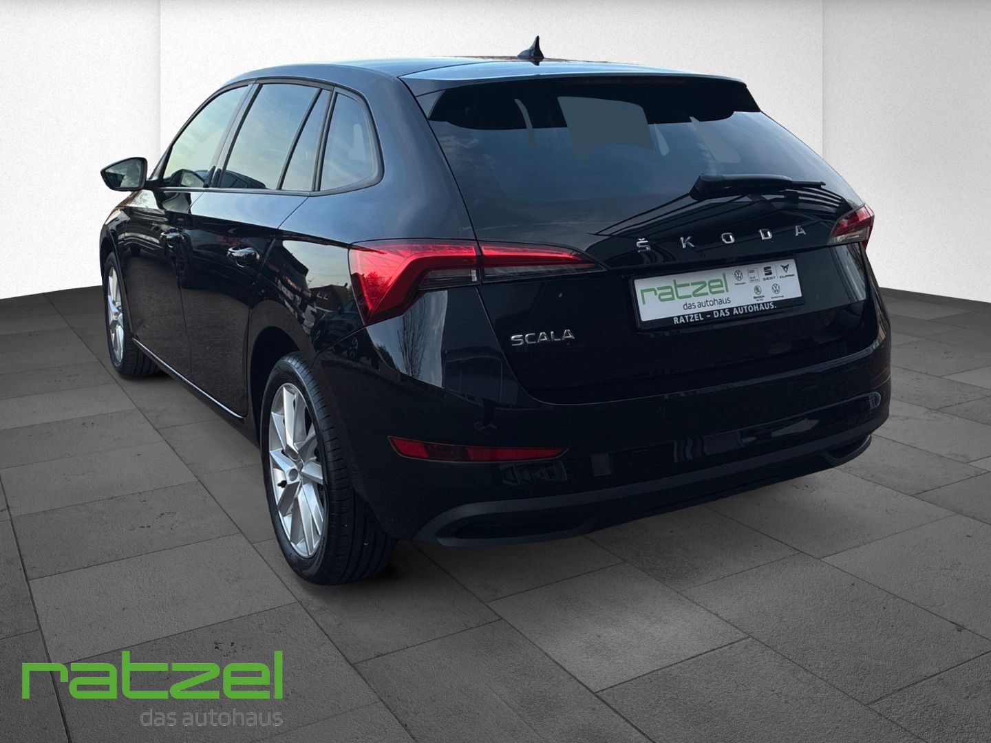 Fahrzeugabbildung SKODA Scala 1.0 TSI Style Navi Digitales Cockpit LED F