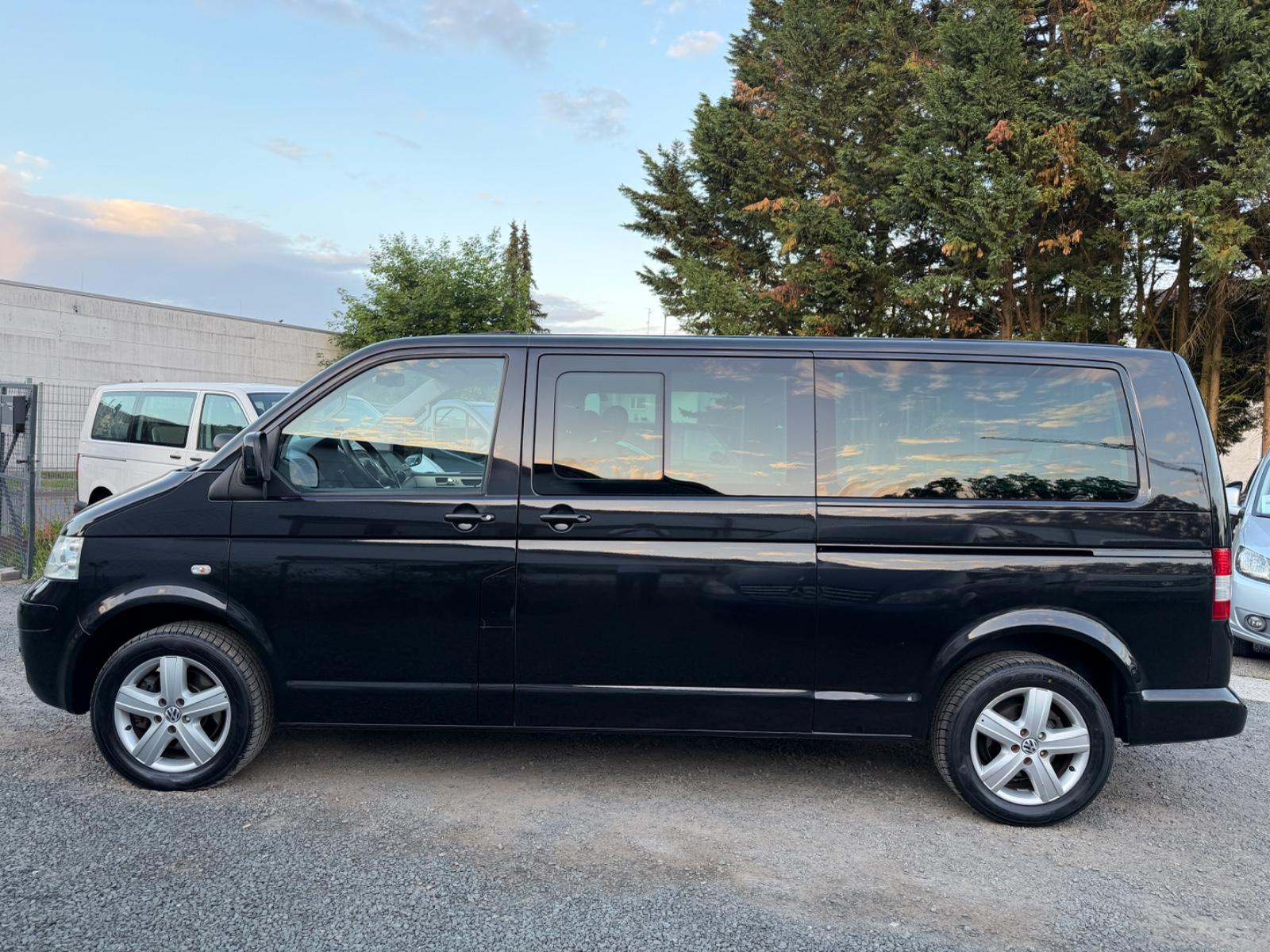Volkswagen T5 Multivan Highline Lang/Leder/AHK/Xenon/Standh