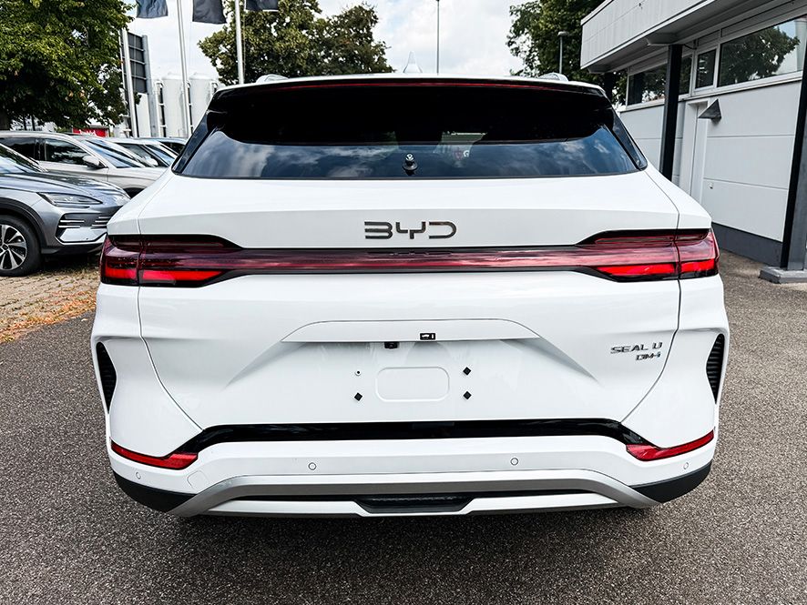 BYD SEAL U
