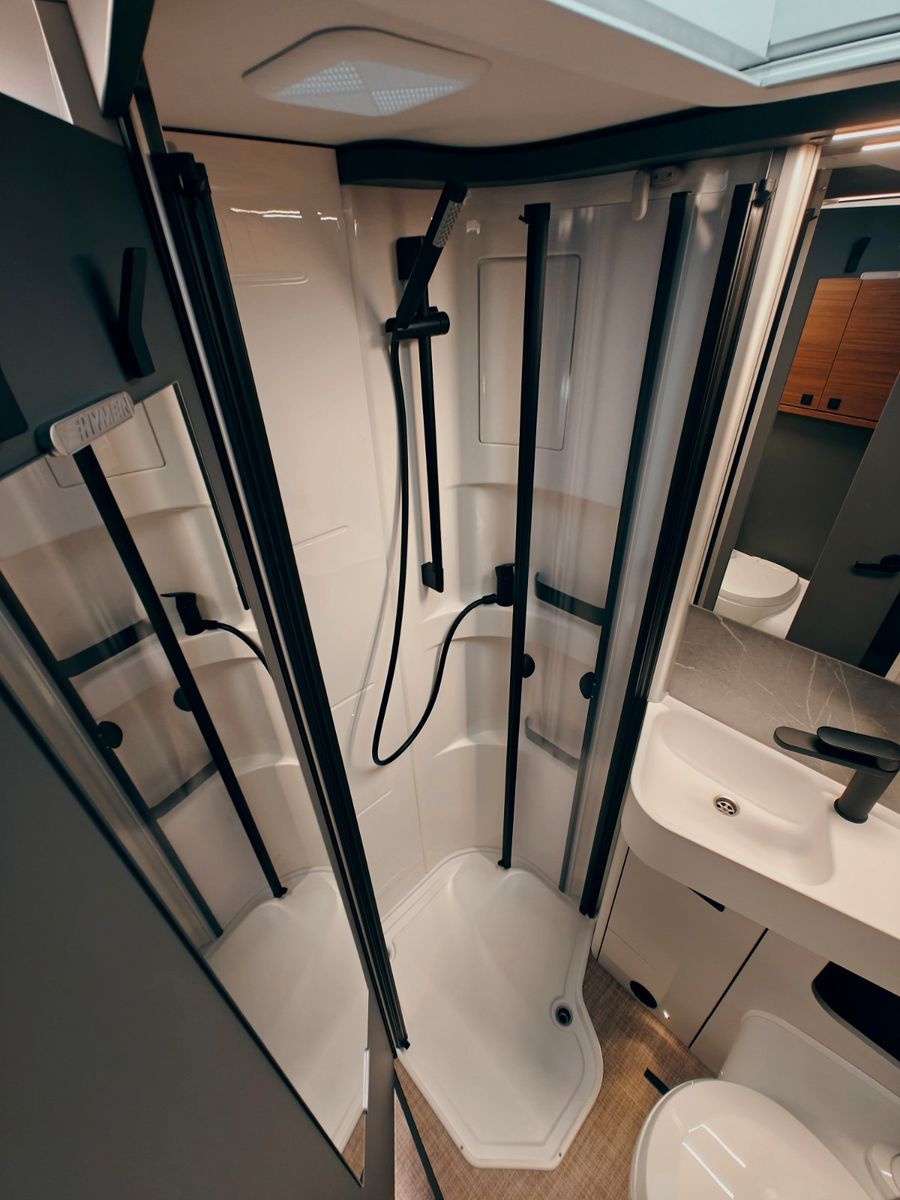 Fahrzeugabbildung HYMER / ERIBA / HYMERCAR B-KLASSE MC I 600 PREMIUM 2026