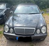 Mercedes-Benz Mercedes ClK 430 v8 tüv bis 6/27 - gebrauchte Mercedes-Benz CLK 430 aus dem Jahr 2001