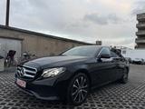 Mercedes-Benz E 300 E Limousine E 300 de W213 Lim. - Mercedes-Benz E-Klasse: W213