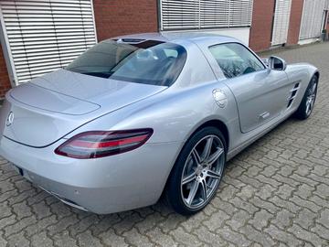 2010 Mercedes-BENZ SLS AMG — миниатюра 13