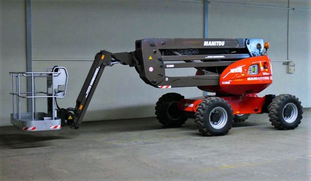 Manitou MANITOU 160 ATJ 4x4x4 - 16.5m / seitlich 9.5m