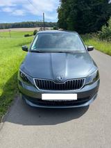 Skoda Fabia III Kombi 1.2l TSI - TÜV neu - grau - TOP - Skoda: Unfallwagen