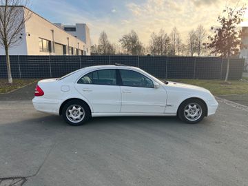 Mercedes E 280 - 9