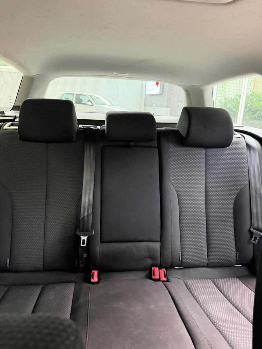 Volkswagen Passat 2011 — photo 5