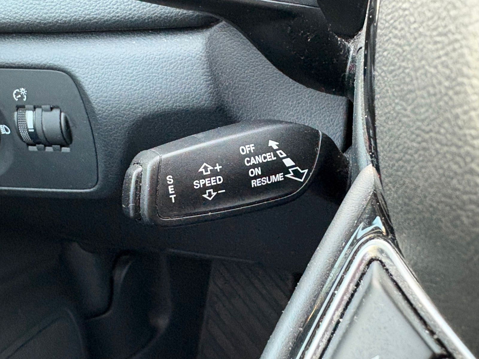 Fahrzeugabbildung Audi Q3 2.0 TDI Navi Xenon Alcantara/Leder SPORTSITZE