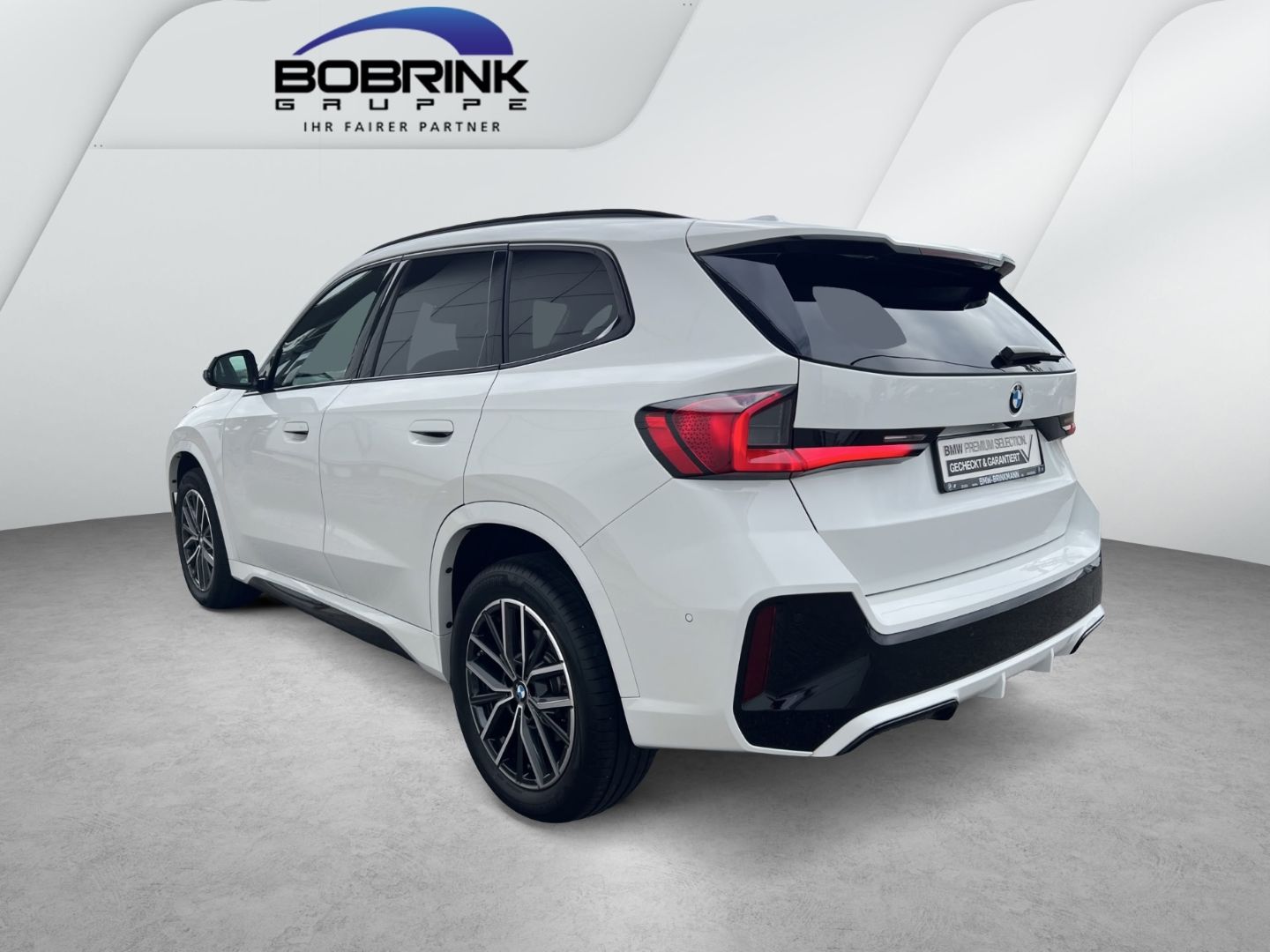 BMW X1 xDrive20d M Sport AHK Navi HeadUp Pano. HK foto 4
