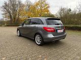 Mercedes-Benz B 180 Navi/Xenon/ Gepflegt - gebrauchte Mercedes-Benz B 180 aus dem Jahr 2013