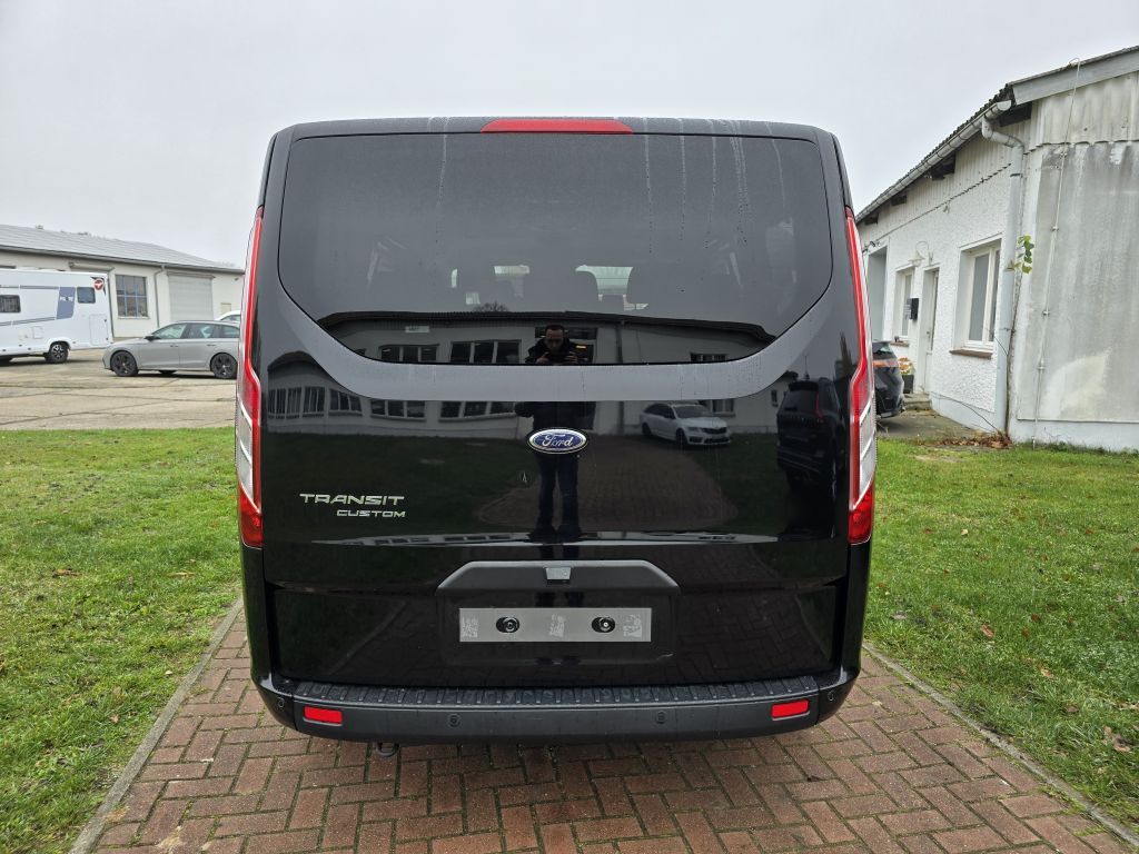 Fahrzeugabbildung Ford Transit Custom Trend 320 L1 Aut.+9-Sitzer+Kamera