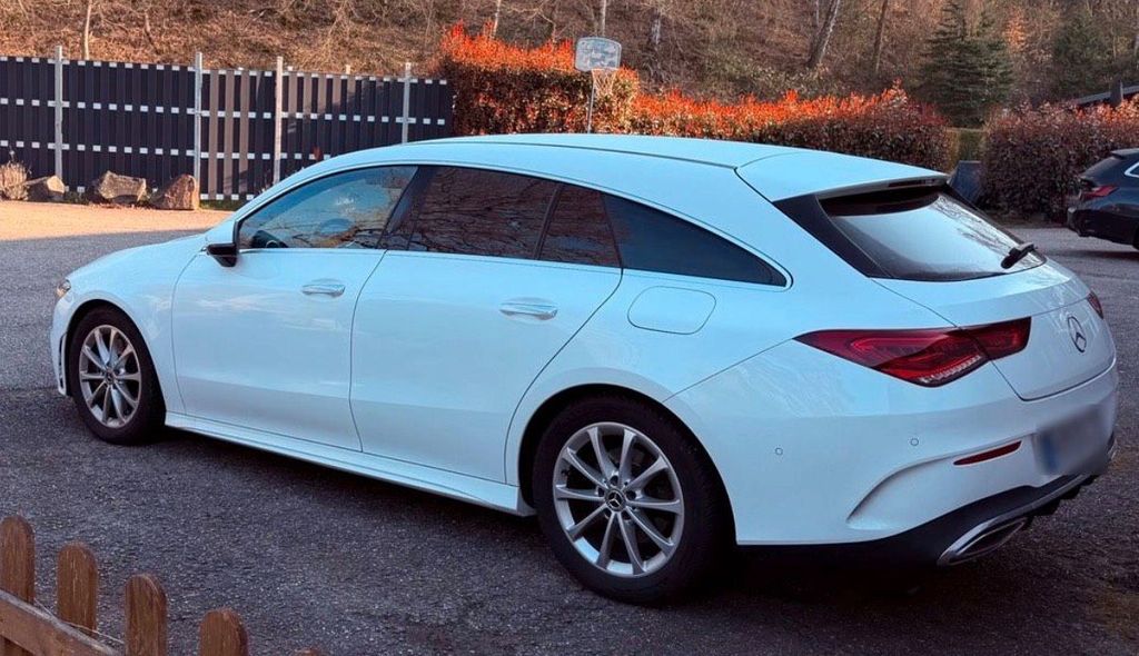Image of Mercedes-Benz CLA 220