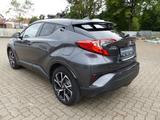 Toyota C-HR 1.8 VVT-i Hybrid Club Kamera SHZ Totwinkel - Toyota C-HR: Club