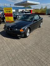 BMW 325 - BMW 325 aus 1993