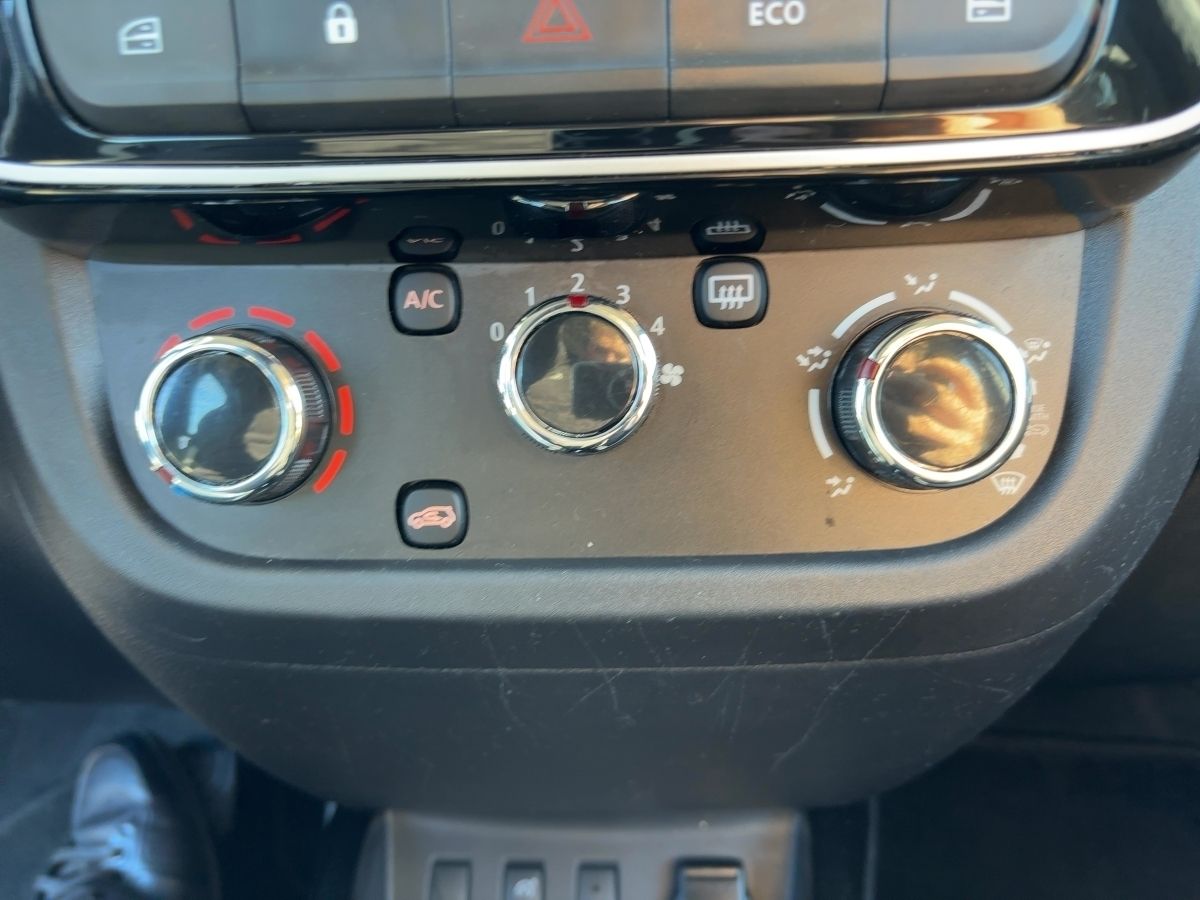 Fahrzeugabbildung Dacia Spring Essential 45 CCS