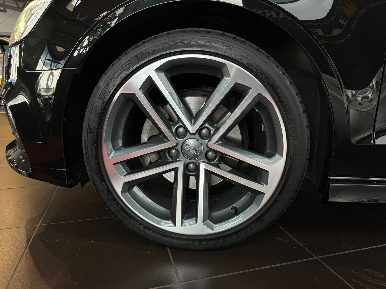 Fahrzeugabbildung Audi A3 Cabriolet 35 TFSI S-Line Competition LED  NAV