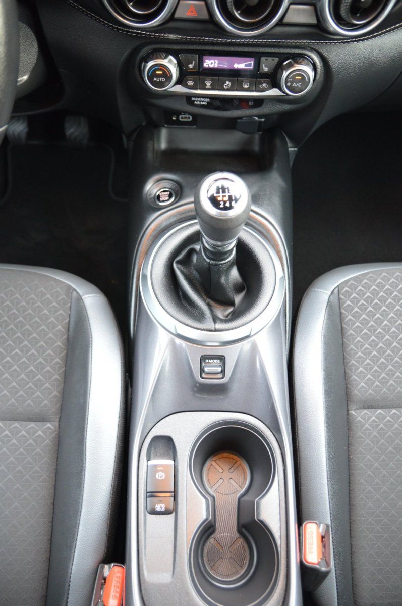 Fahrzeugabbildung Nissan Juke   N-Connecta LED Kamera Alu Navi Winterpake