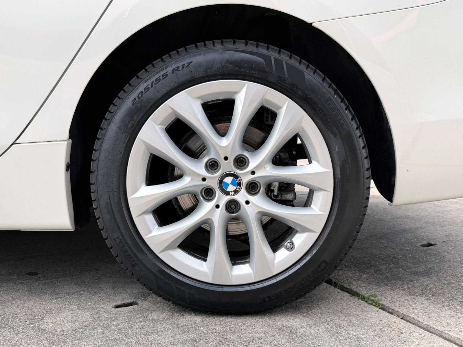 Fahrzeugabbildung BMW 220i Gran Tourer Steptr. Advantage ACC KAM AHK