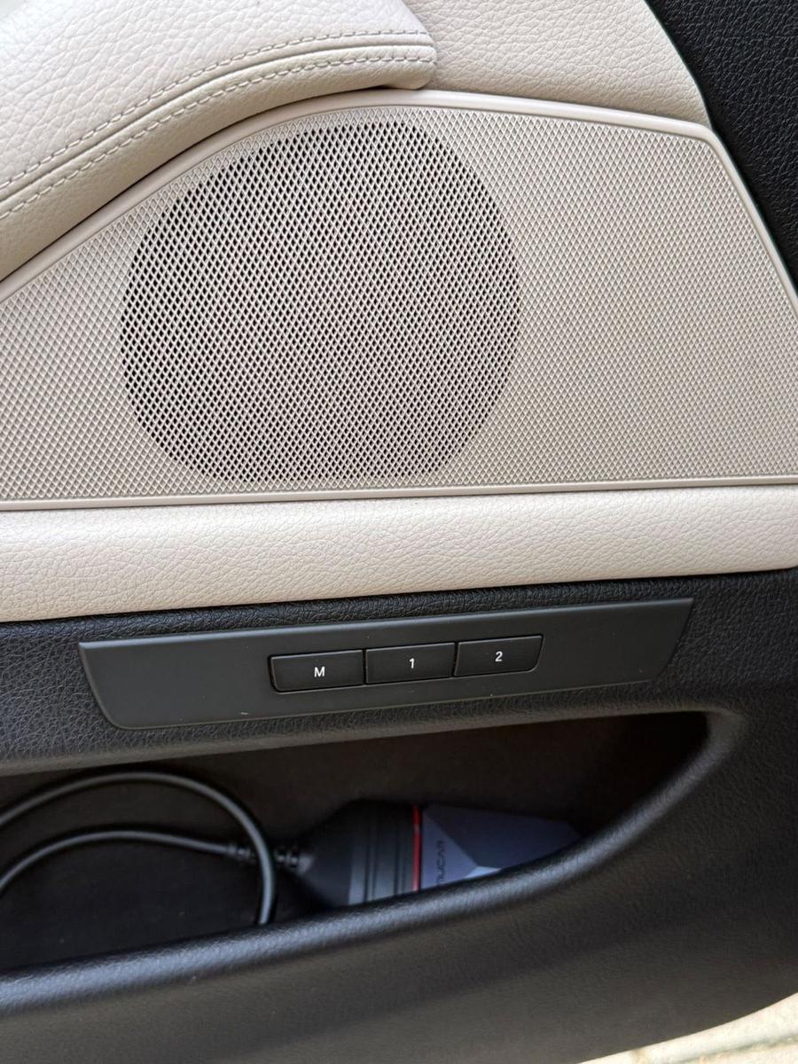 Mercedes-Benz ML350 2011 — photo 13
