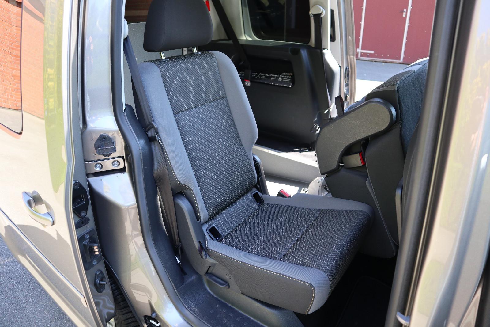 Volkswagen Caddy 1,4TSI DSG*rollstuhlgerecht*Wenderampe*AMF