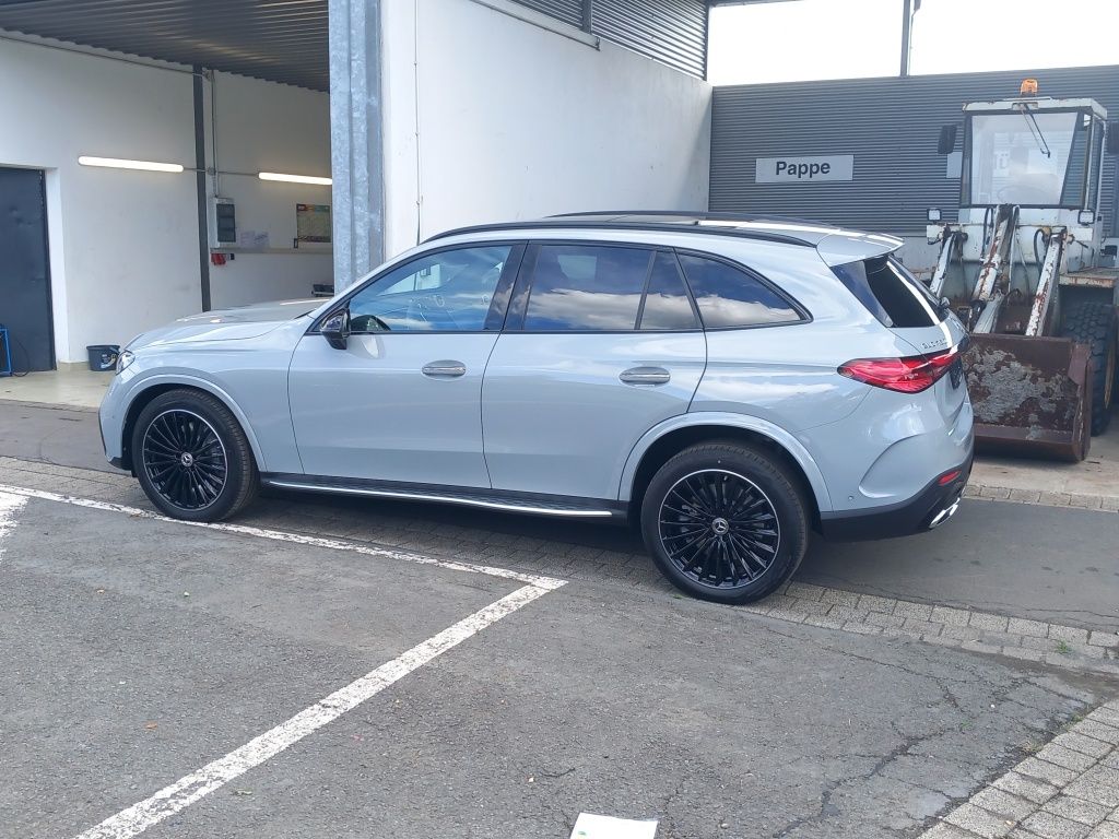 Fahrzeugabbildung Mercedes-Benz GLC 450 d 4M AMG*NIGHT*MEMORY*DISTRON.*PANO*AHK*