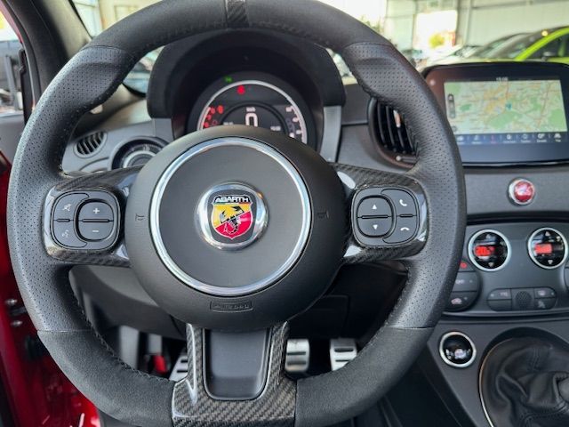 Fahrzeugabbildung Abarth 695C KLIMA NAVI ALU AHK für Fahrräder