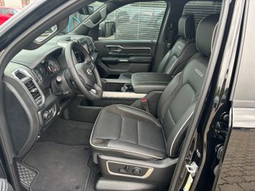 Dodge RAM - 8