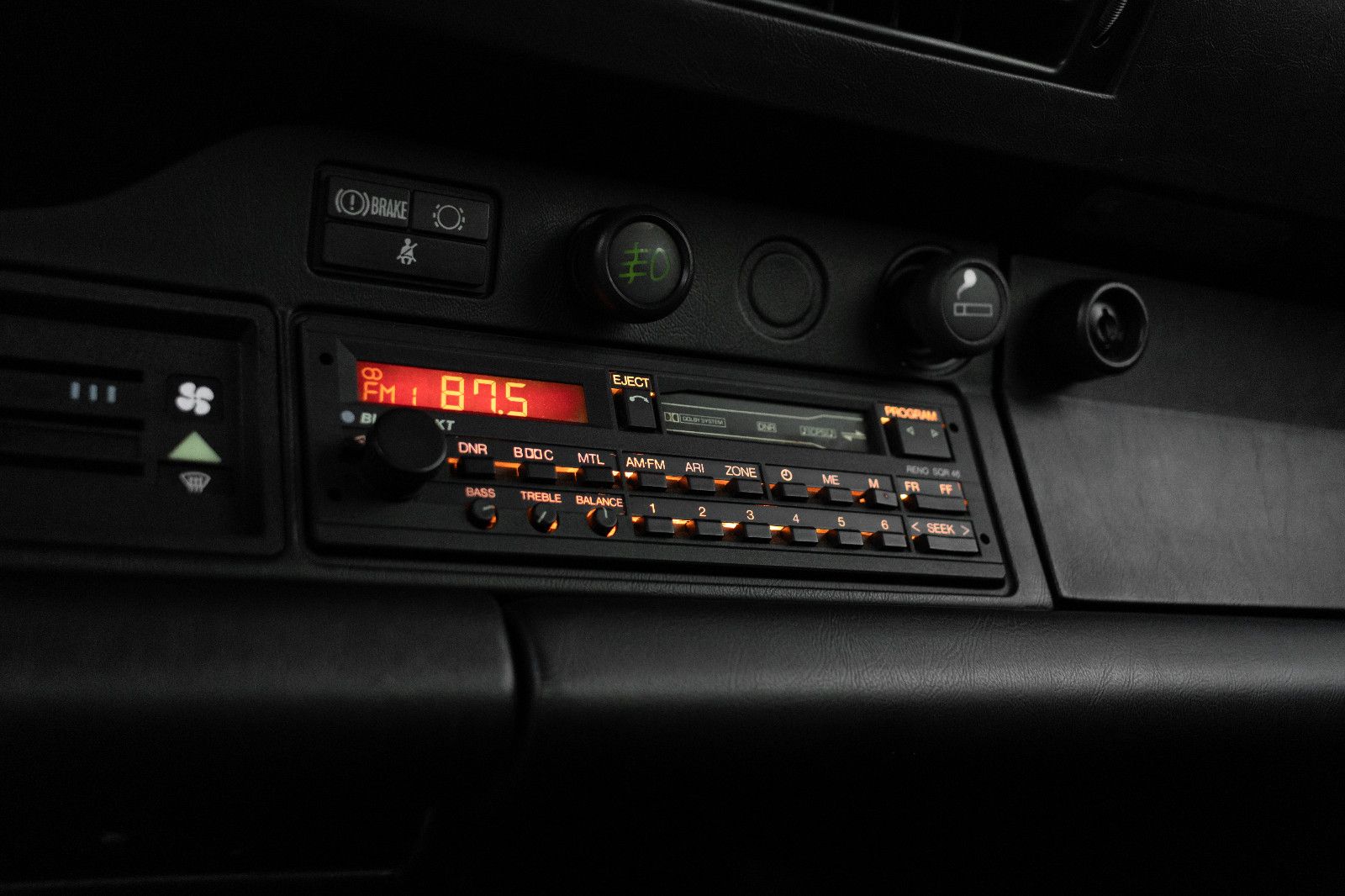 Fahrzeugabbildung Porsche 911 Turbo 3.3 "Flatnose"/1 OF 686/CD 2+/H-ZUGET.