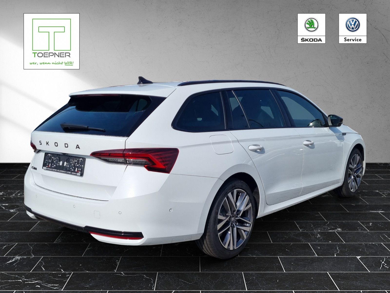 Fahrzeugabbildung SKODA Octavia Combi Sportline AHK PANO STANDHEIZUNG