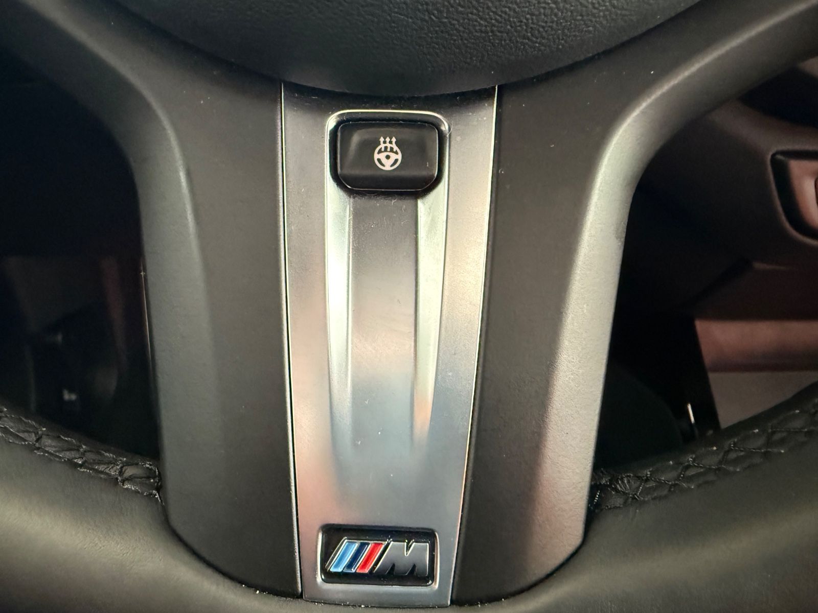 Fahrzeugabbildung BMW 118 i Edition Colorv.; M-Tech.-,M-Pro-Sport-Pak.