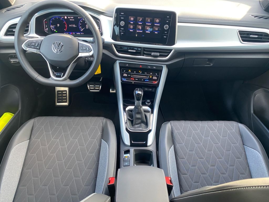 Fahrzeugabbildung Volkswagen T-Roc 1.5 TSI OPF DSG GOAL