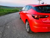 Opel Astra 1.4 SIDI Turbo Innovation - Opel Astra: Rot