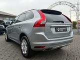 Volvo XC60 2.4D Kinetic AWD/Automatik/Panorama - Volvo: X60