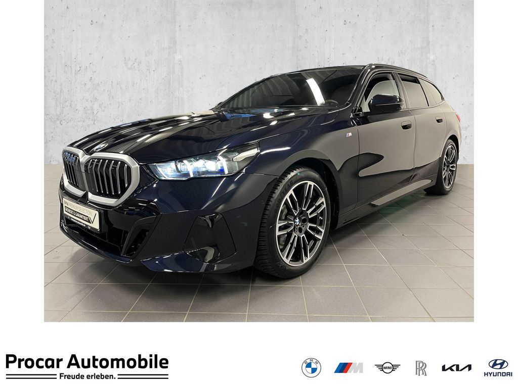 BMW 520i Touring M Sport HUD PANO ACC AHK 360°KAM ST