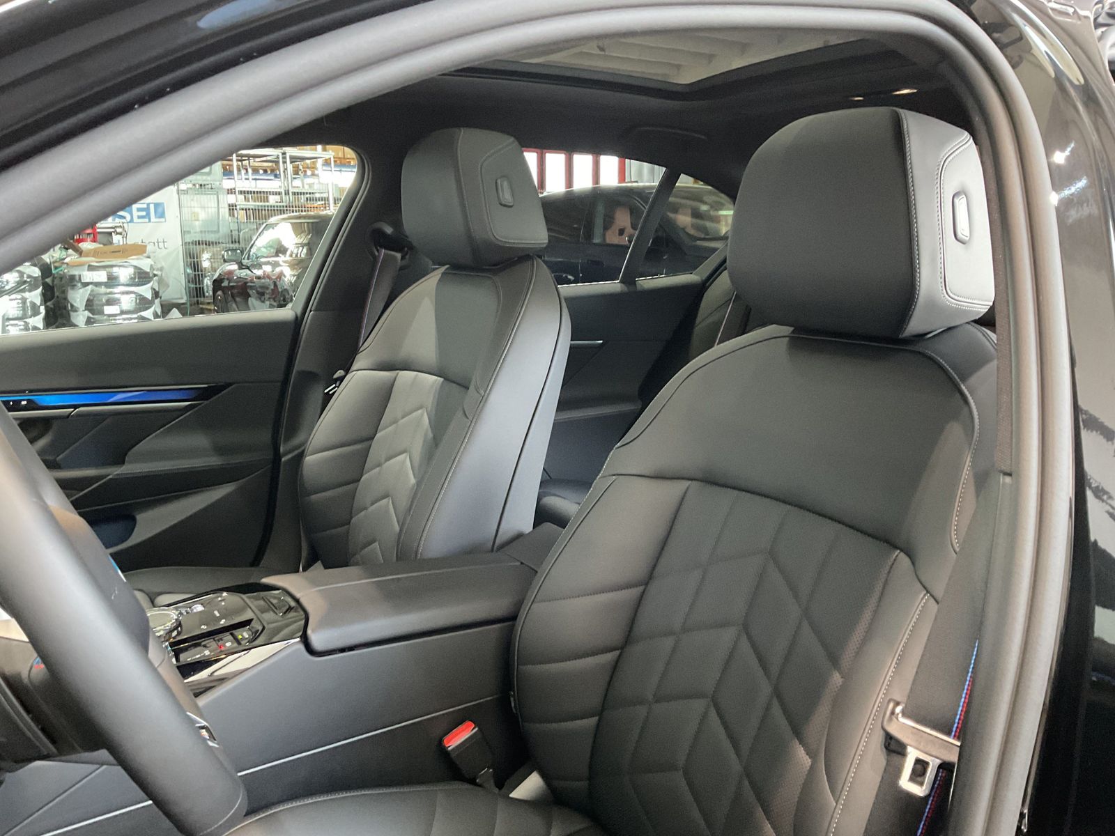 BMW i5 - Bild 8