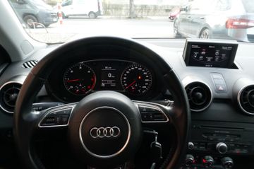 Fahrzeugabbildung Audi A1 Sportback attraction Bi-Xenon, Zahnriemen neu