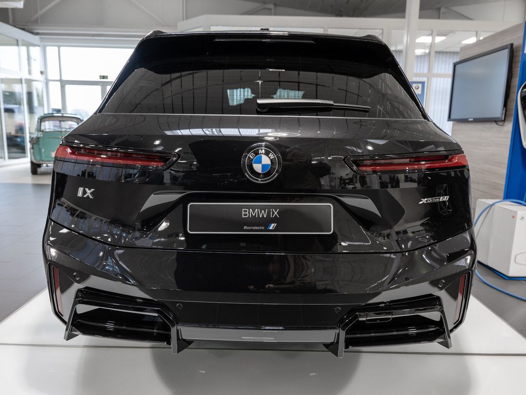 BMW iX - Bild 6