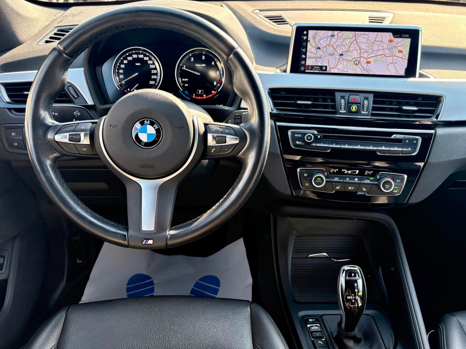 Fahrzeugabbildung BMW X1 sDrive18d Aut. Navi Leder M SPORTLENKRAD 1.HD