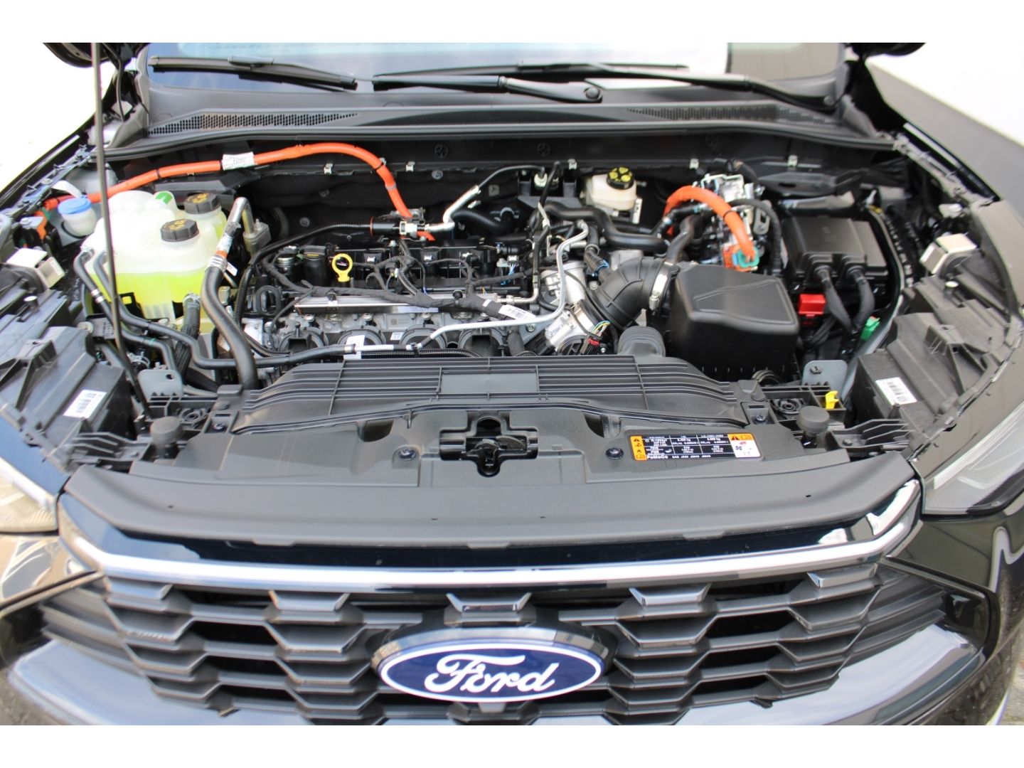 FORD Kuga 2.5 Duratec FHEV ST-Line X 4x4 ACC AHK Pano - Image 37