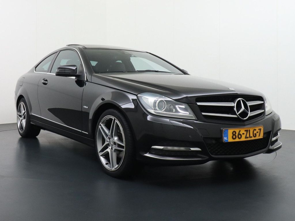 Mercedes-Benz C 180 Coupé Ambition panorama dach kamera xenon