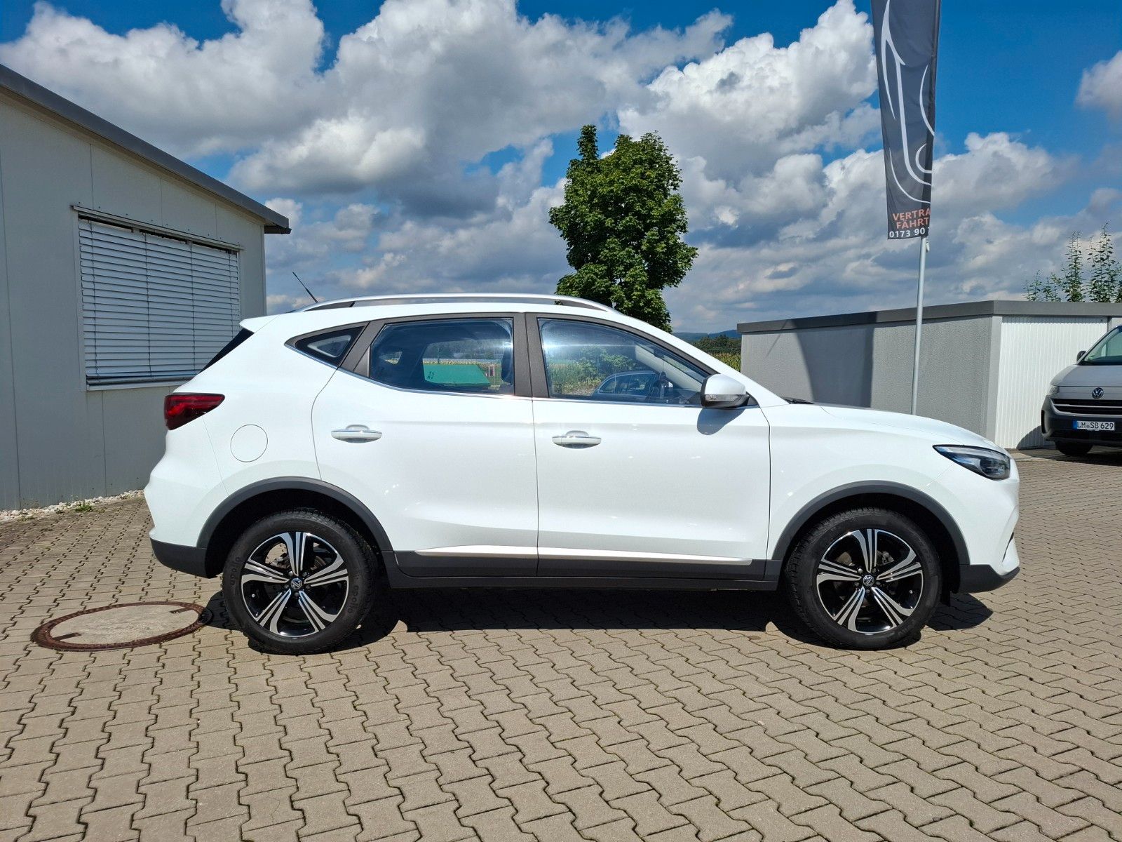 MG ZS