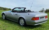Mercedes-Benz SL 300 - Oldtimer mit H-Zulassung  - Mercedes-Benz SL 300 aus 1992 mit Benzin-Antrieb