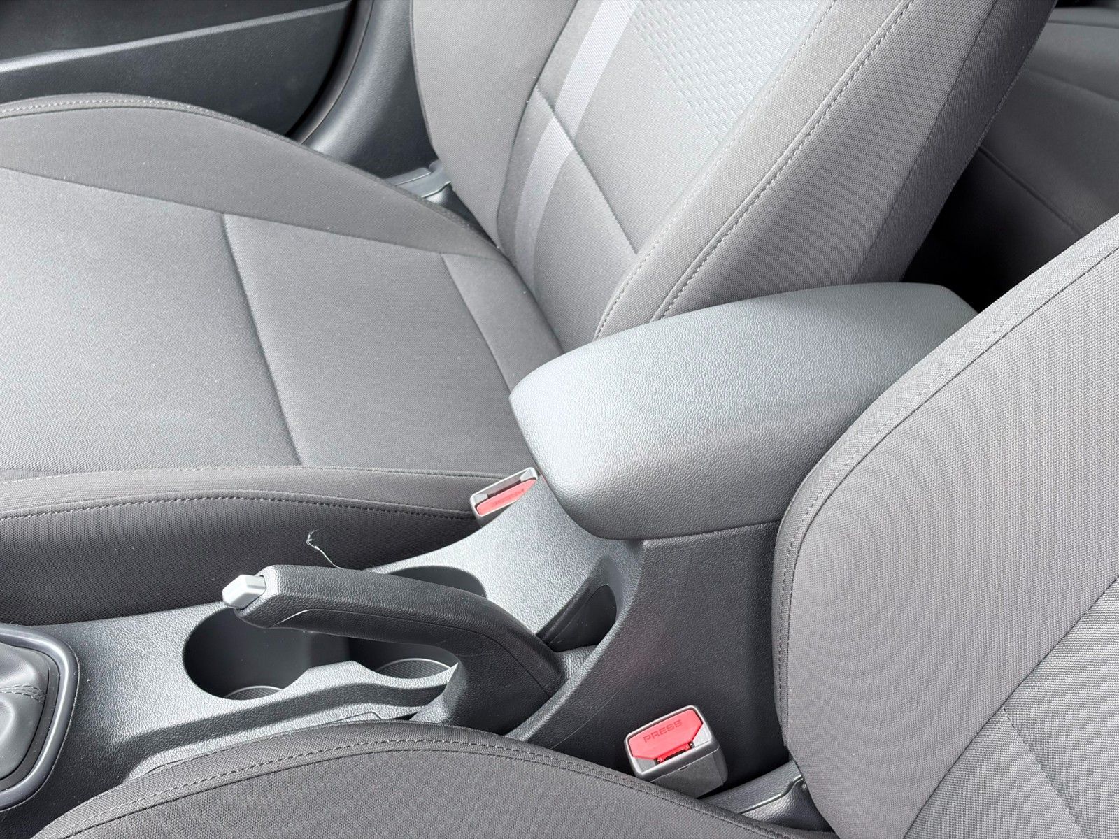Fahrzeugabbildung Hyundai i20 1.0 T-GDI Blackline LED,Navi,SHZ,SoundSys