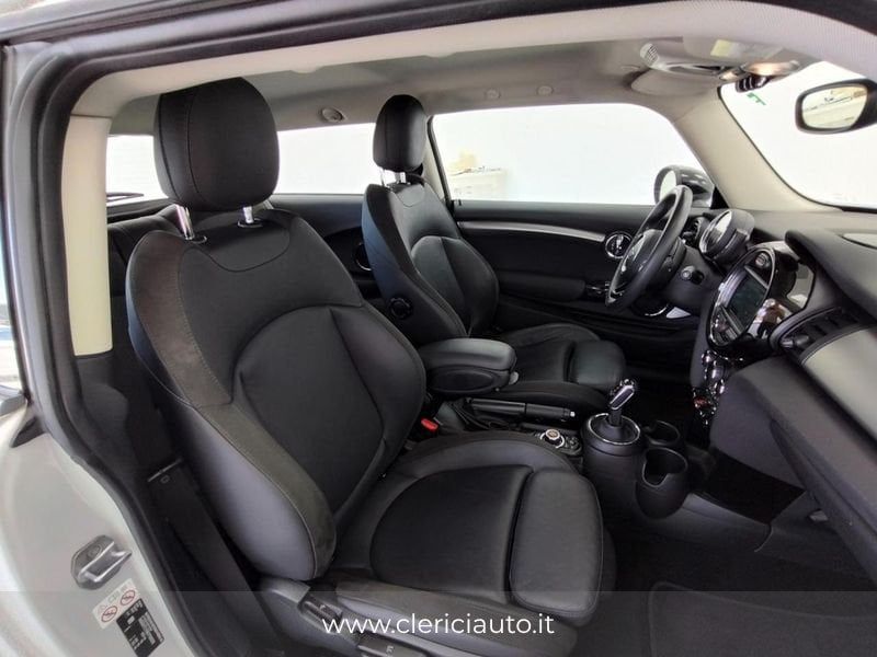 MINI Mini Cooper 1.5 Cooper D Baker Street imagem 3