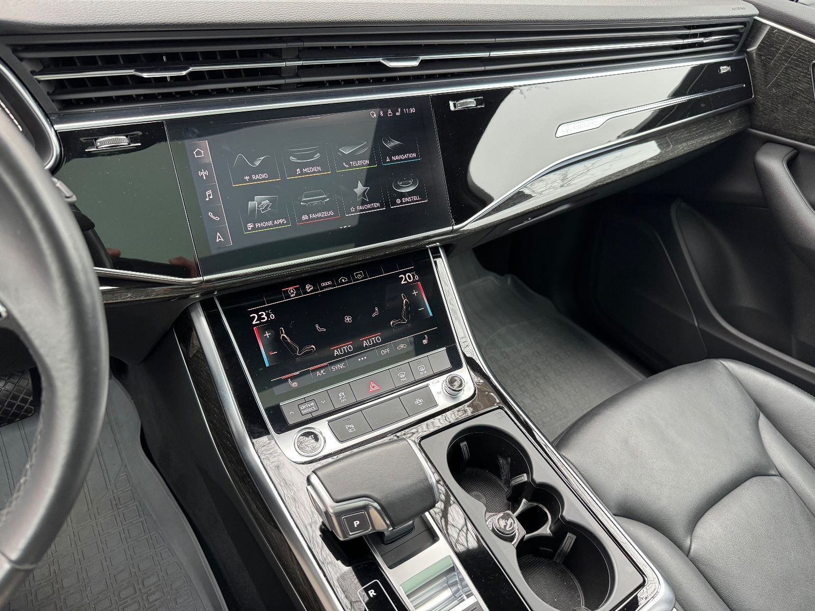 Fahrzeugabbildung Audi Q7 45 TFSI quattro tiptronic*MEMORY*PANO*7-SITZE